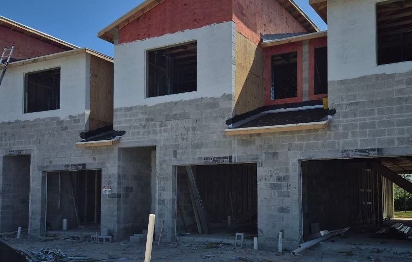 Multi-Unit Townhouse Construction in West Palm Beach